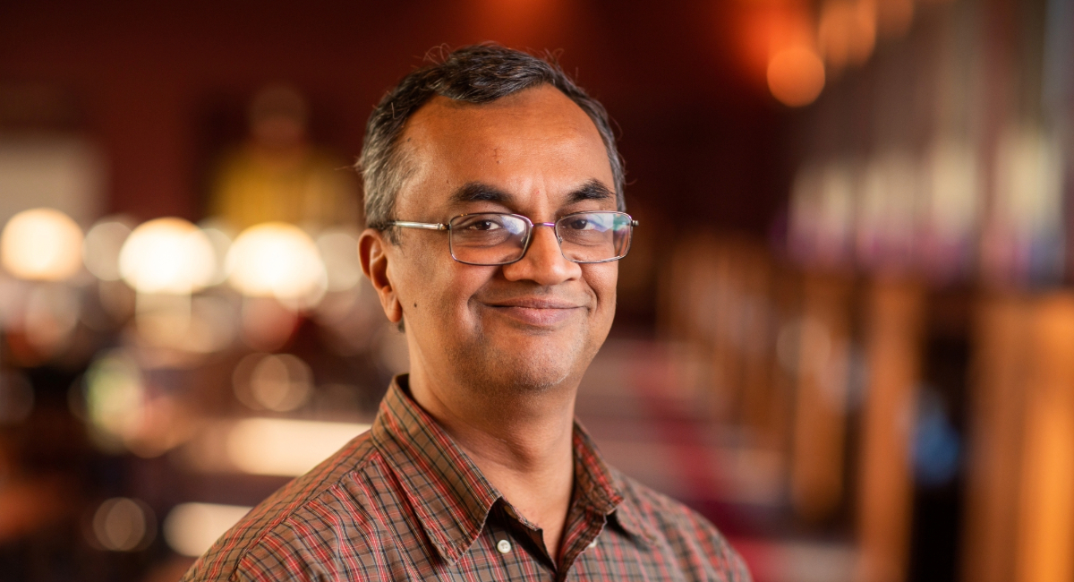 TM Murali Headshot
